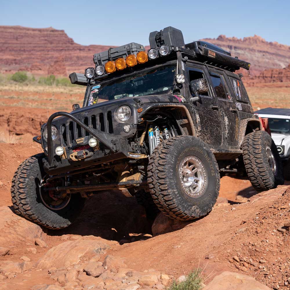 JKU Jeep Radio Kit - with GMR45 POWER HOUSE Mobile Radio for Jeep JKU 4 Door Only